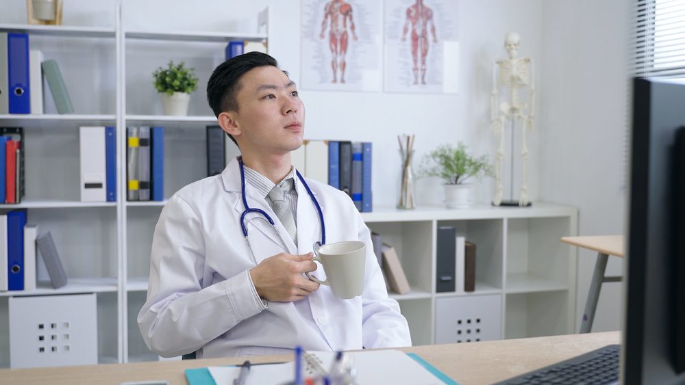 Korean doctor in Pembroke Pines